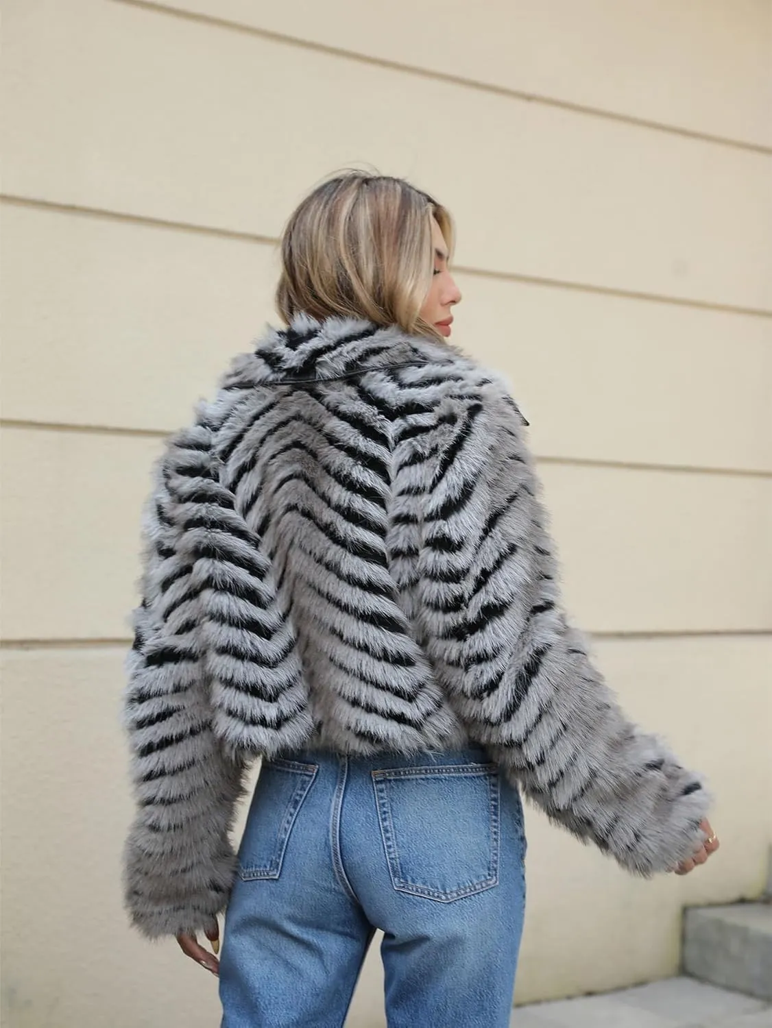Bellivera Women's Faux Fur Coat Shearling Fluffy Fuzzy Shaggy Hood Sherpa-Lined Fleece Jacket