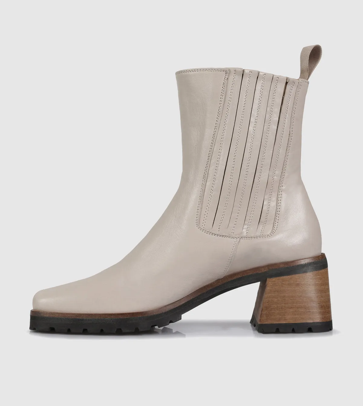 Elexi Short Boots by Beau Coops