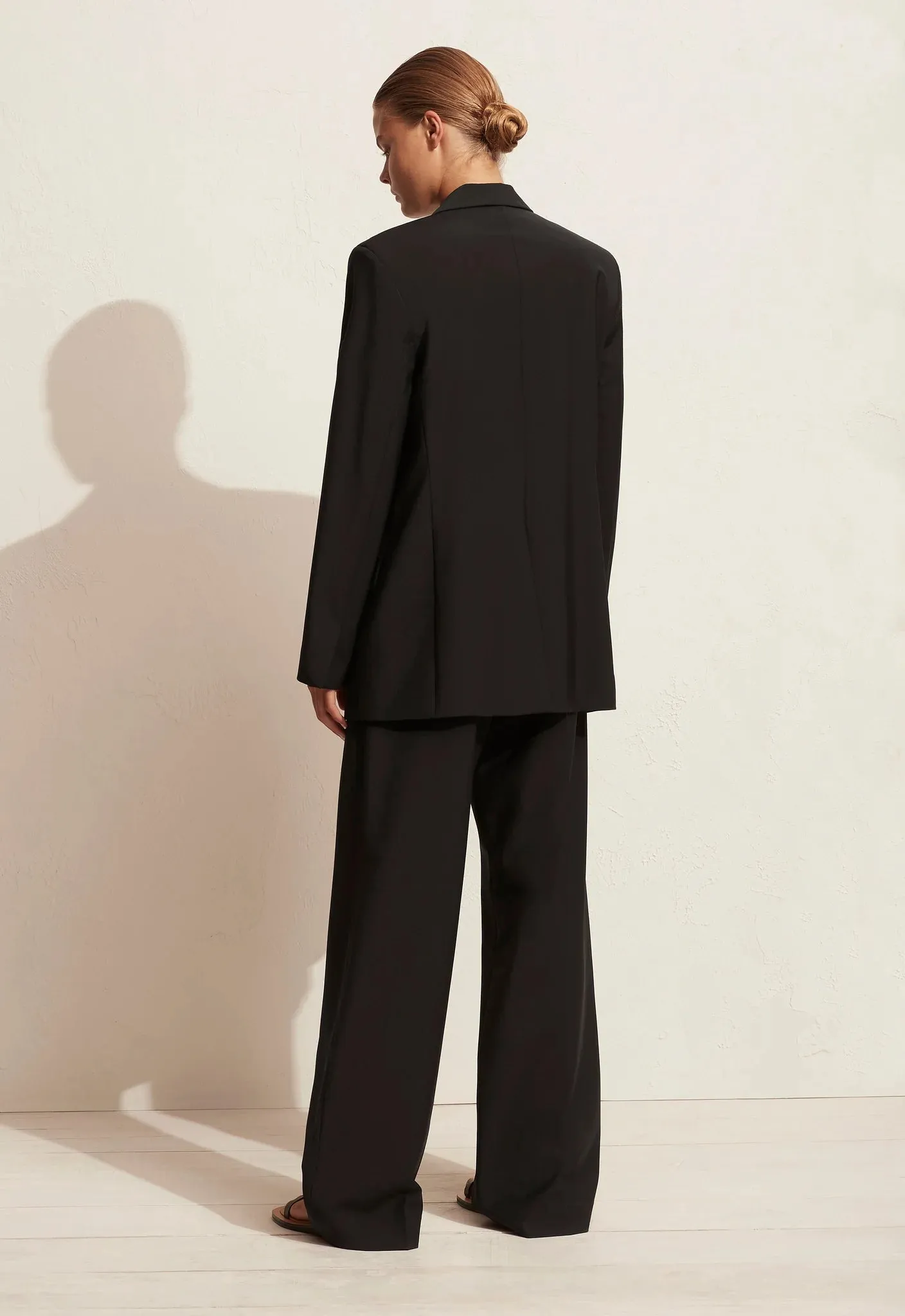 Matteau Relaxed Tailored Blazer in Black