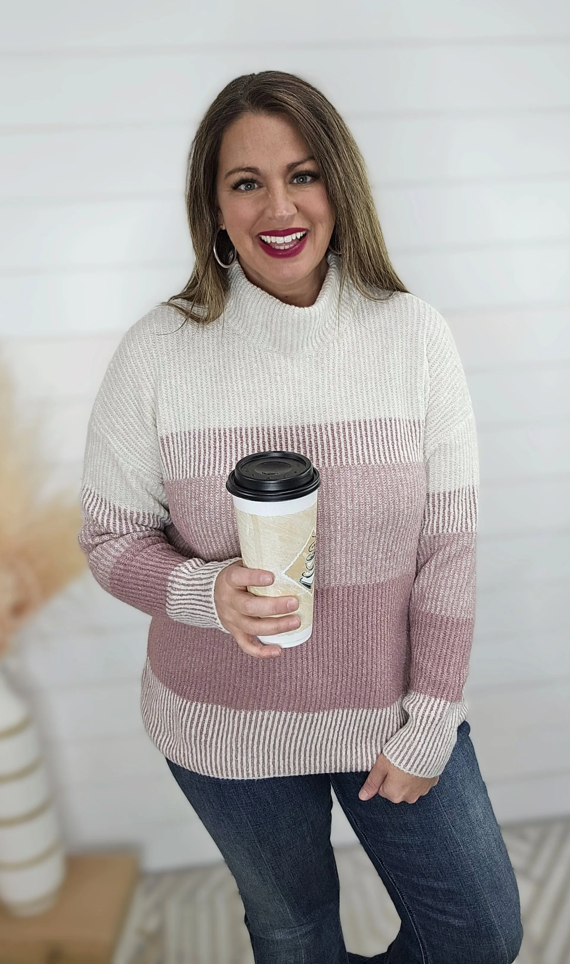MAUVE RIBBED COLORBLOCK MOCK NECK SWEATER