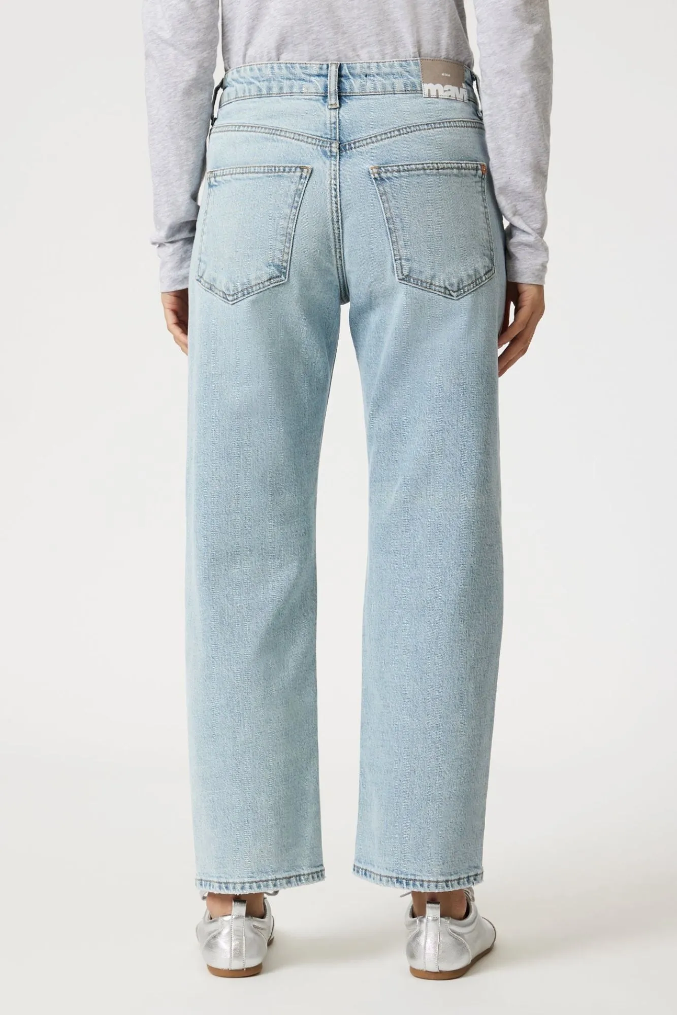 Savannah Straight Leg Jeans