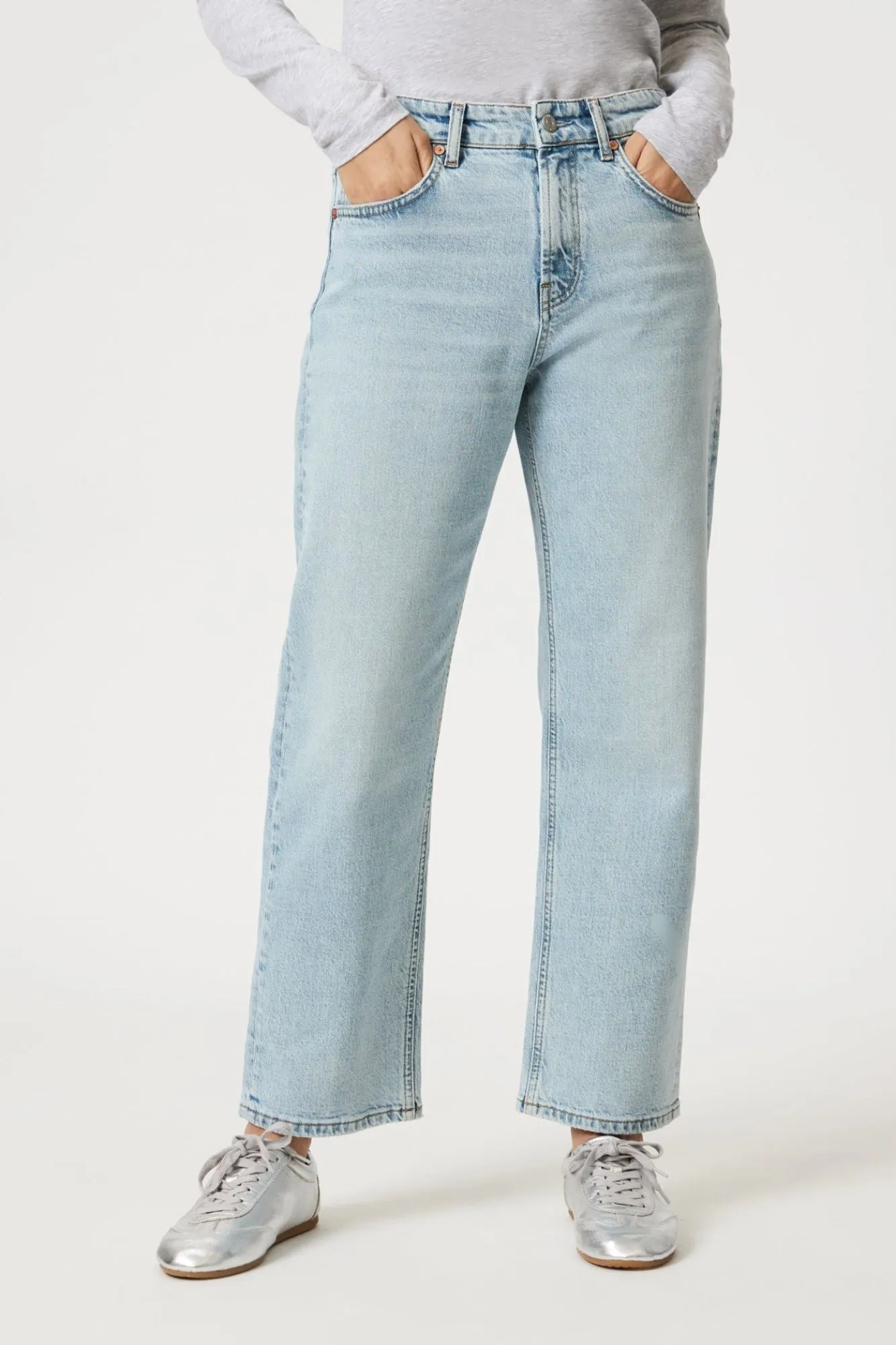 Savannah Straight Leg Jeans