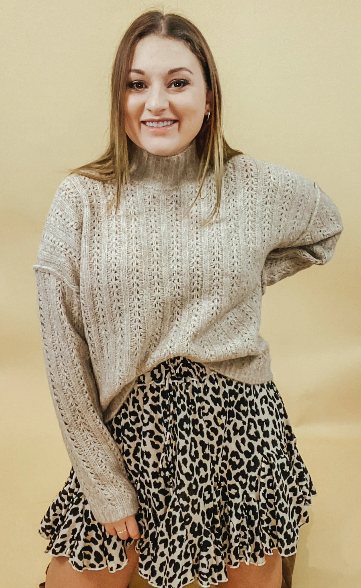 THE HILLS MOCK NECK PULLOVER SWEATER