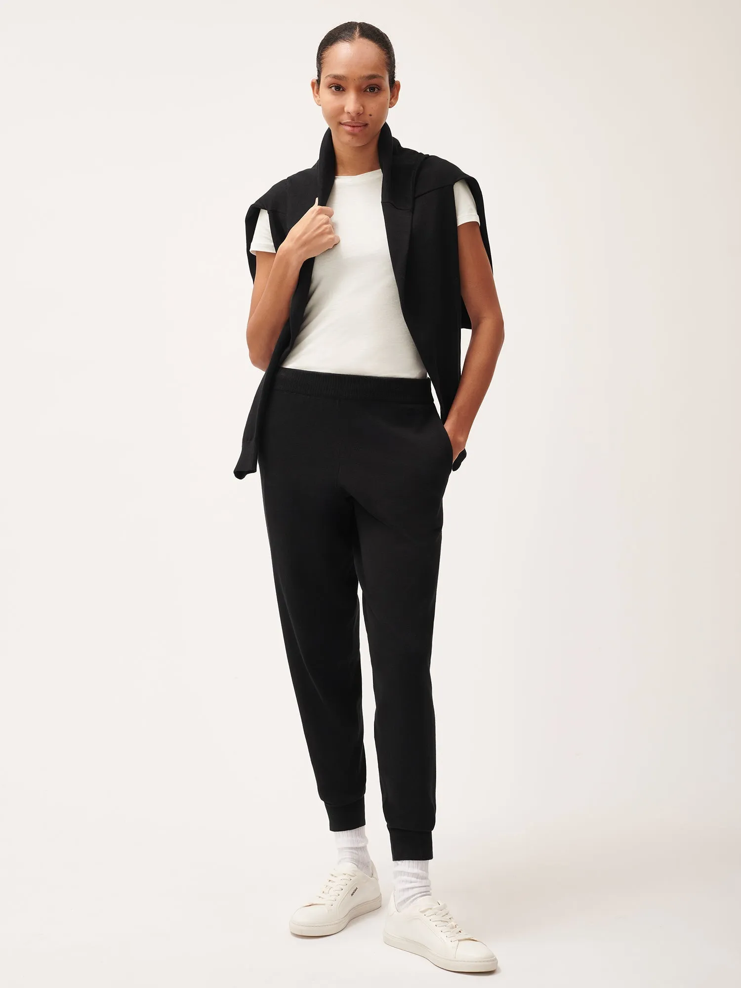 Womens DNA Knitted Track Pants—black